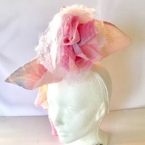 Woman’s hat/ fascinator Parisian inspired
